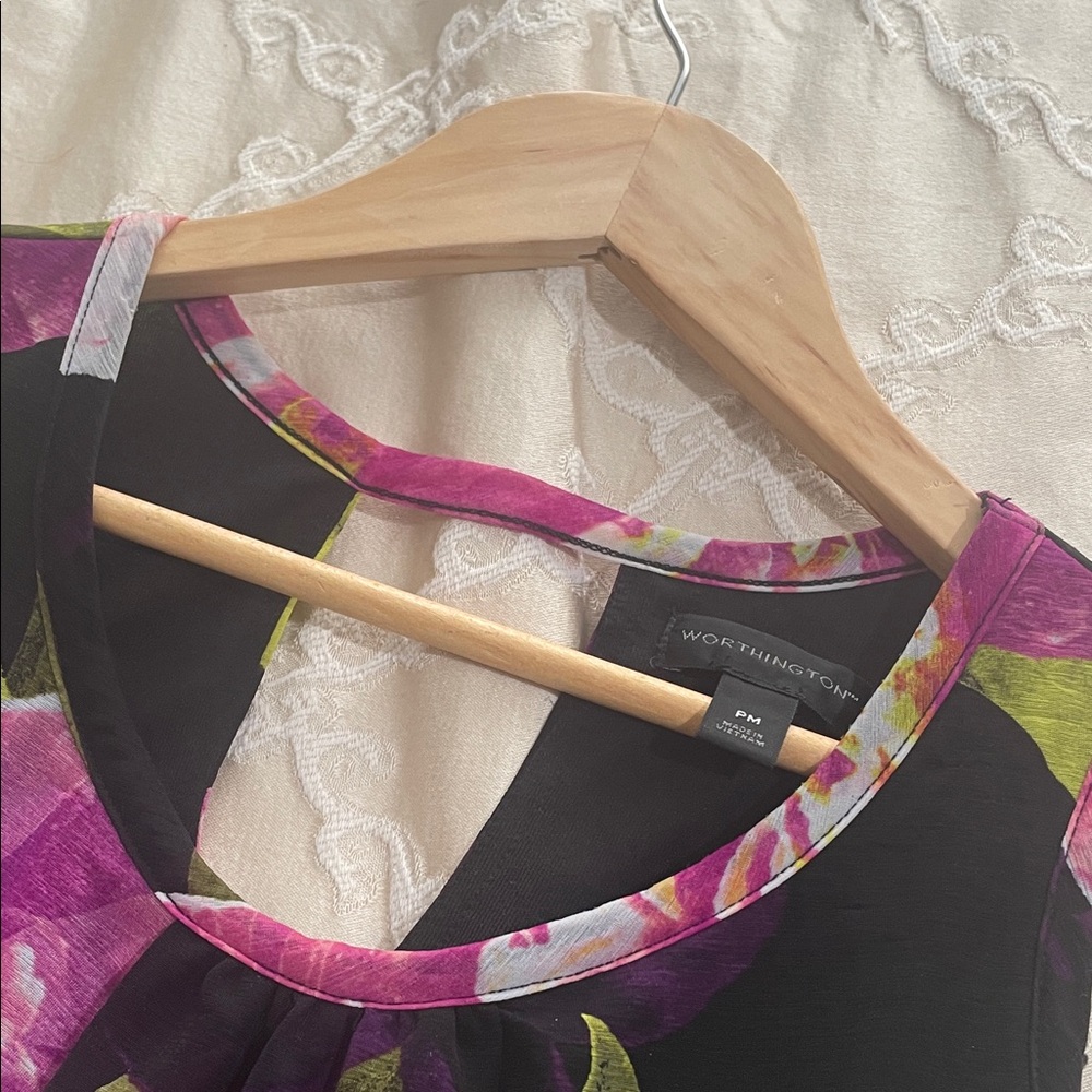 Old Navy Pink and Green Floral Sleeveless Top